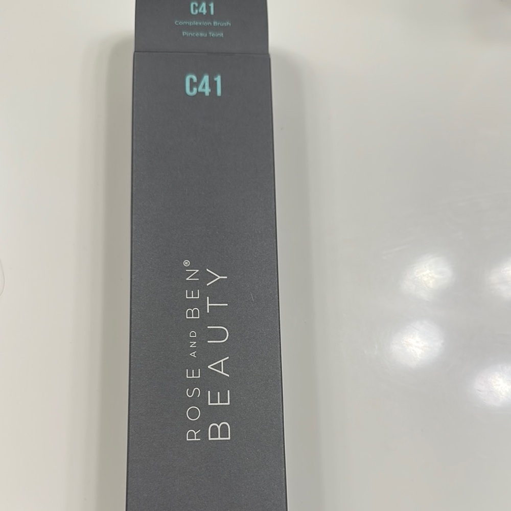 Rose and Ben Beauty Complexion Brush